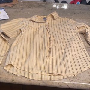 $6 - Gymboree shirt size:5/6